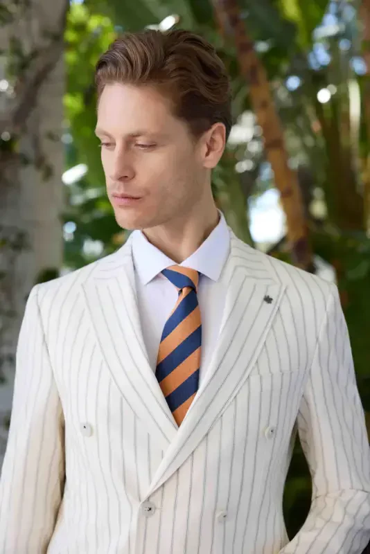 Morven Erkek Beyaz Poliviskon Trend Kruvaze Slim Fit Sivri Yaka Takım Elbise - 3