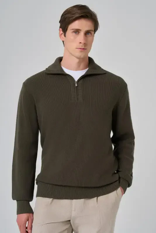 Morven Erkek Haki Trend Bato Yaka Dynamic Fit Rahat Kesim Triko - 1