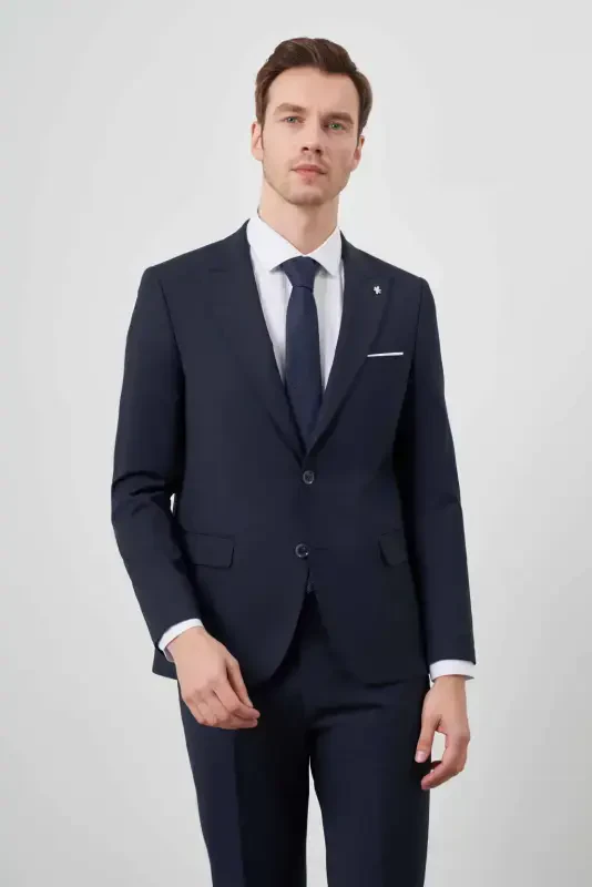Morven Erkek Lacivert Yünlü Platinium Düz Desen Slim Fit Sivri Yaka Takım Elbise - 3