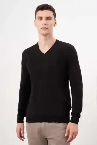 Morven Erkek Siyah Basic V Yaka Dynamic Fit Rahat Kesim Triko - 2