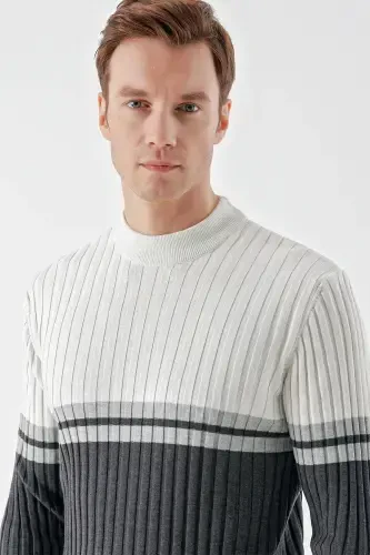 Modazone Men Anthracite Trend Panel Boat Neck Dynamic Fit Relaxed Fit Knitwear - 4