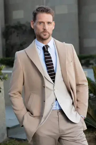 Modazone Men's Beige Wool Dynamic Fit Pointed Collar Coat - 2