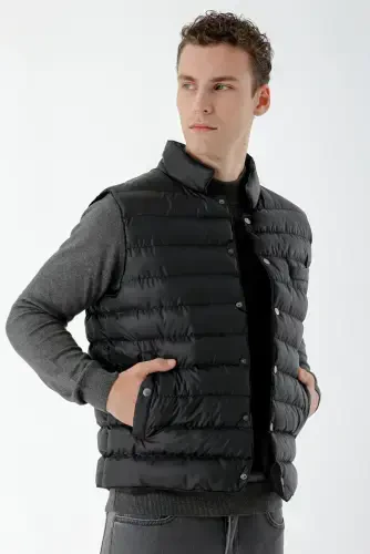 Modazone Men's Black Polyester Snap Fastening Quilted Vest - 4