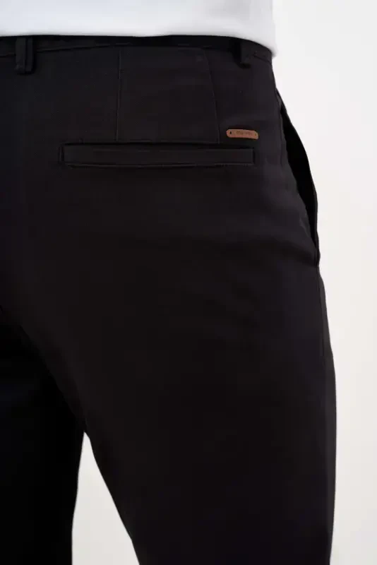 Modazone Men's Black Seasonal Cotton Side Pocket Slim Fit Chino Pants - 4