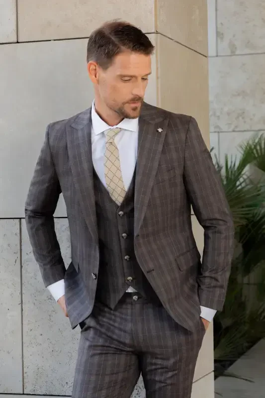 Modazone Men's BROWN Polyviscose Trendy Vest Plaid Slim Fit Pointed Collar Suit - MORVEN