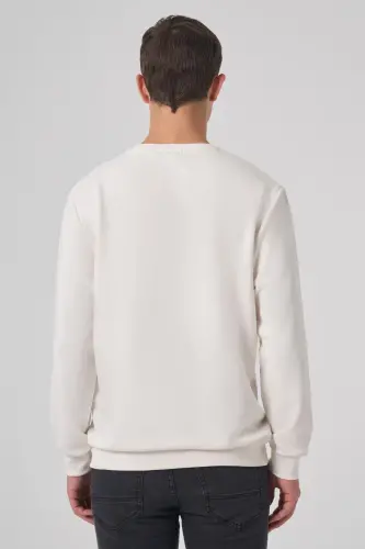 Modazone Men's Ecru Basic Crew Neck Sweatshirt - 5