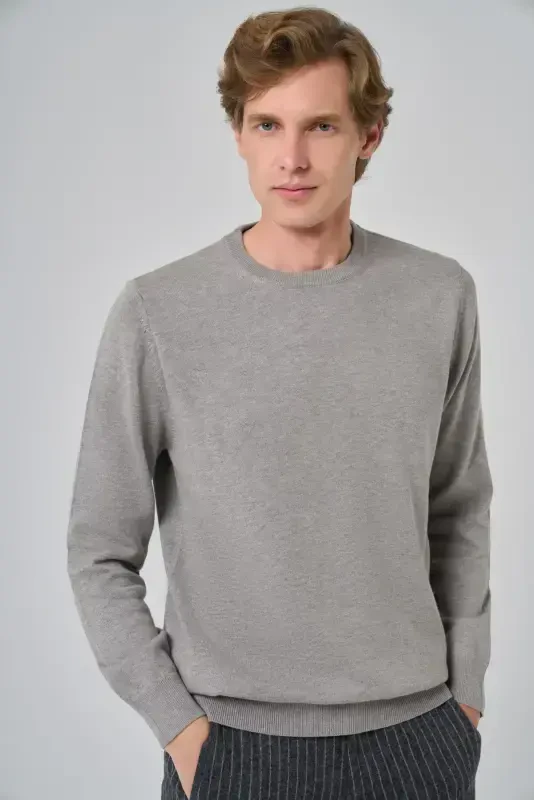 Modazone Men's Gray Basic Crew Neck Dynamic Fit Relaxed Fit Knitwear - MORVEN