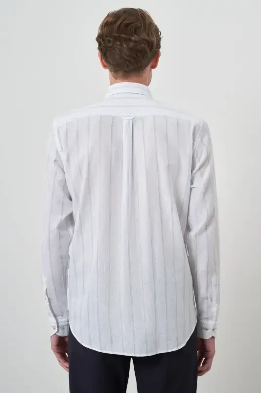 Modazone Men's Lt. BLUE Linen Dynamic Fit Button-Down Collar Shirt - 5