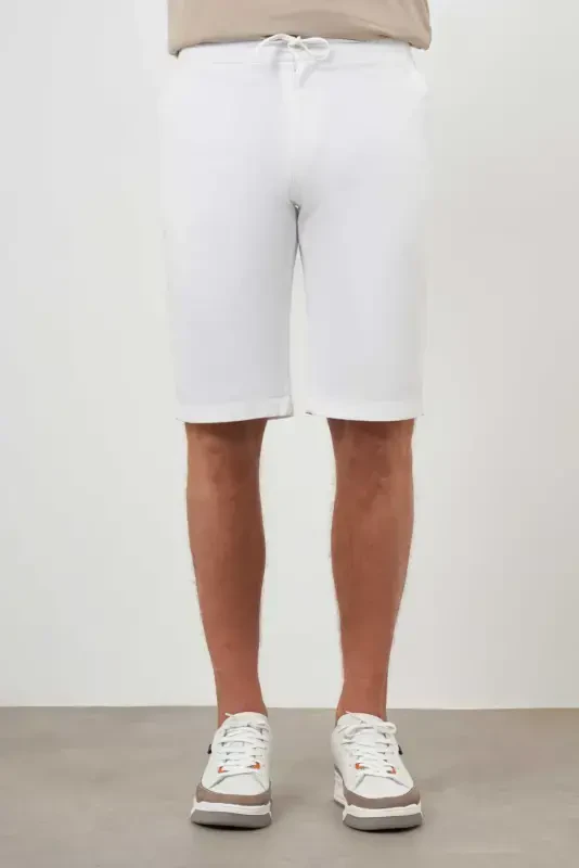 Modazone Men's White Cotton Plain Pattern Dynamic Fit Shorts - MORVEN
