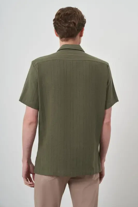 Modazone Мужская рубашка цвета хаки из льна, прямого кроя, с коротким рукавом и воротником апаш. - 5
