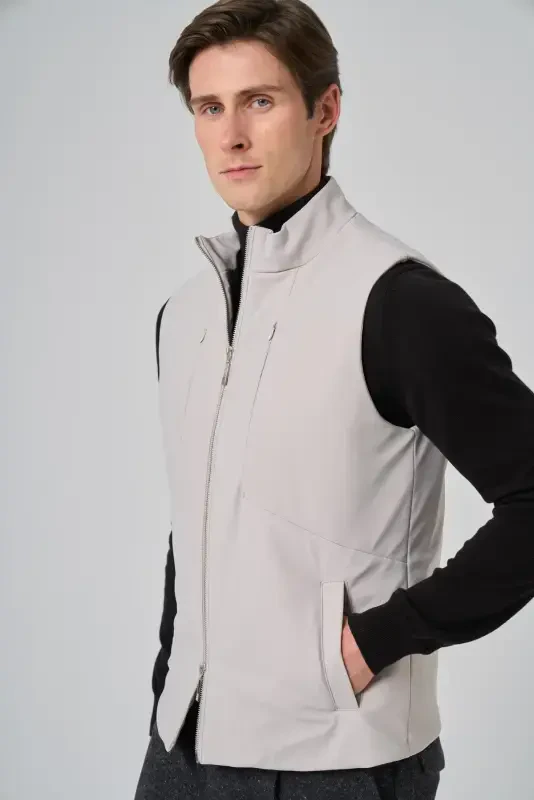 Modazone мужской экрю полиамидный спортивный жилет на молнии со скрытым карманом - 5