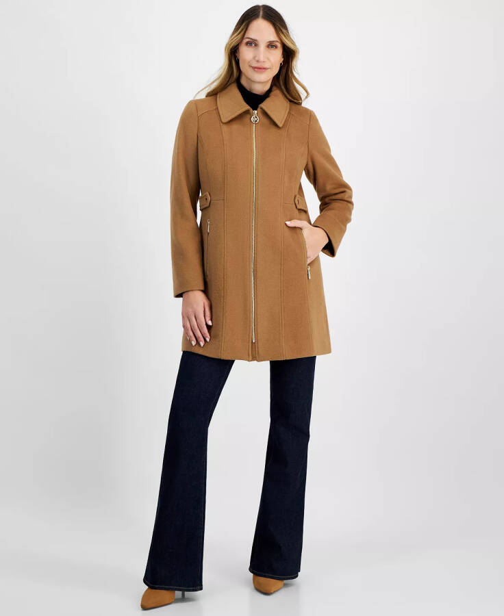 Modazone tomonidan yaratilgan Petite Zip-Front Coat, Dark Camel - 3