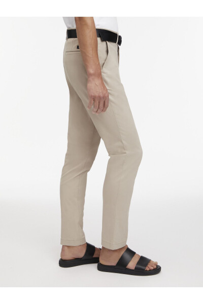 MODERN TWILL SLIM CHINO - 10