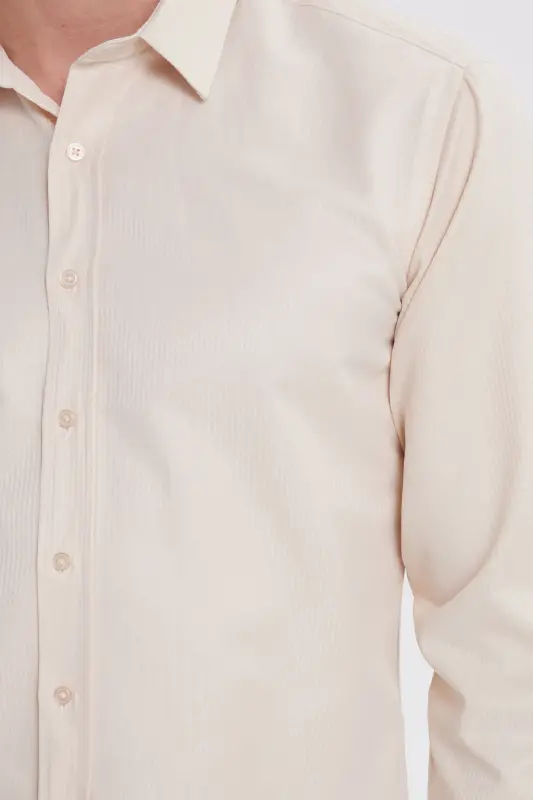 Modern Slim Fit Uzun Kollu Pamuklu Kolay Ütü Armürlü Bej Erkek Gömlek-Bej1 - 3