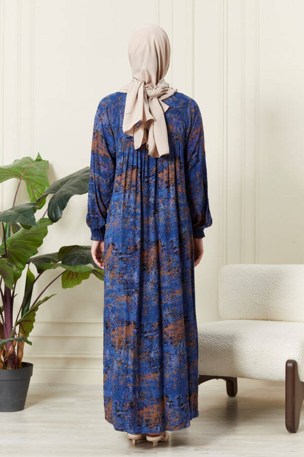 Modest dress with a gathered robe and buttoned front made of viscose fabric, suitable for prayer - 5