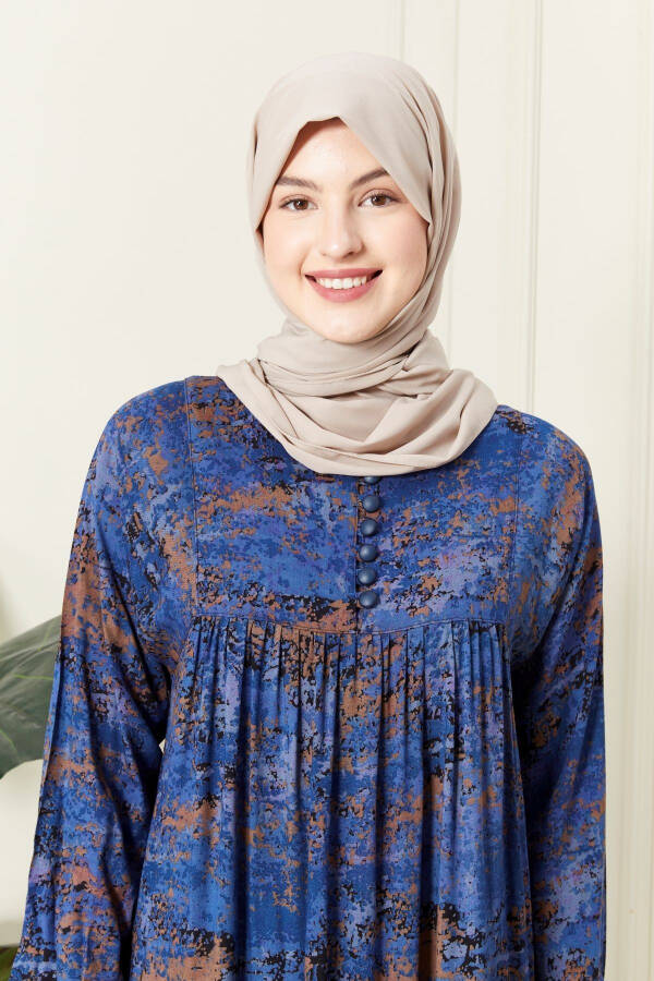 Modest dress with a gathered robe and buttoned front made of viscose fabric, suitable for prayer - 6