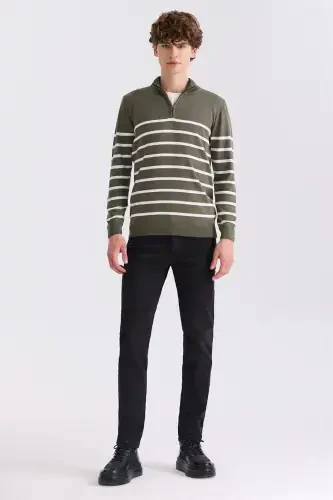 Mold Green Slim Fit Half-Mock Neck Pullover - Modazone (1)
