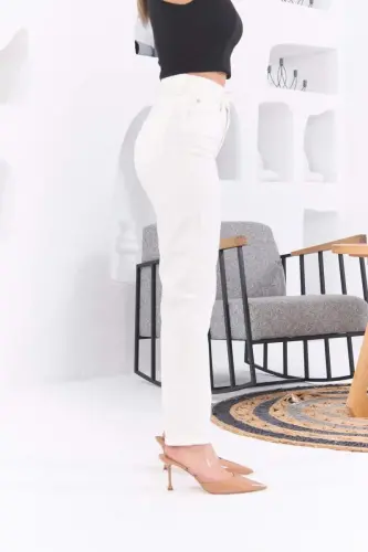 Mom Jeans Beyaz Pantolon - BÜYÜKBEDENIZ (1)