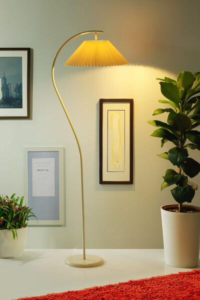 Plus Montana Tek Ayaklı Metal Lambader-Krem 