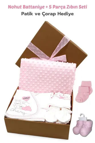Most Liked Newborn Baby Girl and Boy Gift Products 