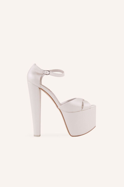 Mother-of-Pearl Sky Platform Heeled Bridal Shoes - 13