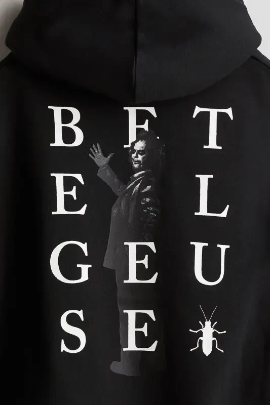 Motif detalli va kapüşonli üst - Qora/Bosmali - 3