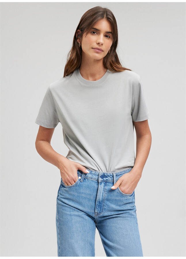 Movi rangli krujka yoki yoqasi bo'lgan kulrang ayollar T-ko'ylagi M1600965-70075-BASIC SHORT SLEEVE T - 14