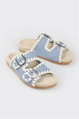 Moviy charm ayollar tekis shippak - ELLE (1)