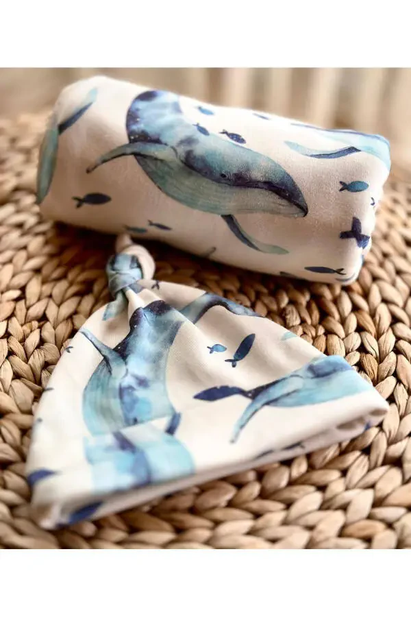 Moviy Kit naqshli adyol va shapka to'plami - 1