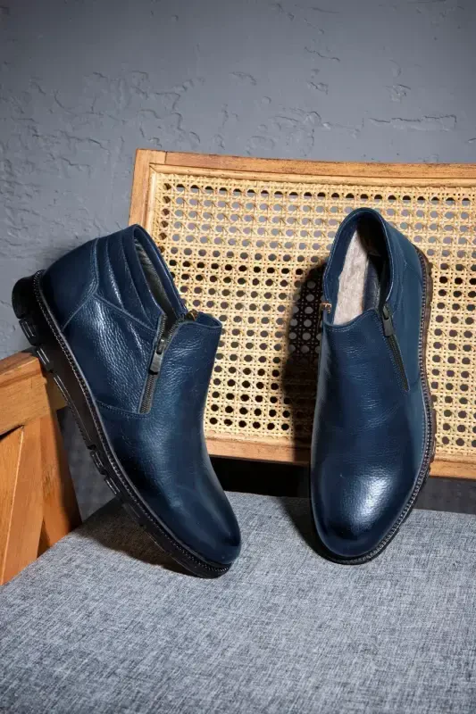 Moyna Genuine Leather Rubber Sole Men's Fur Boots, Fur Lined Boots-Navy Blue - 6