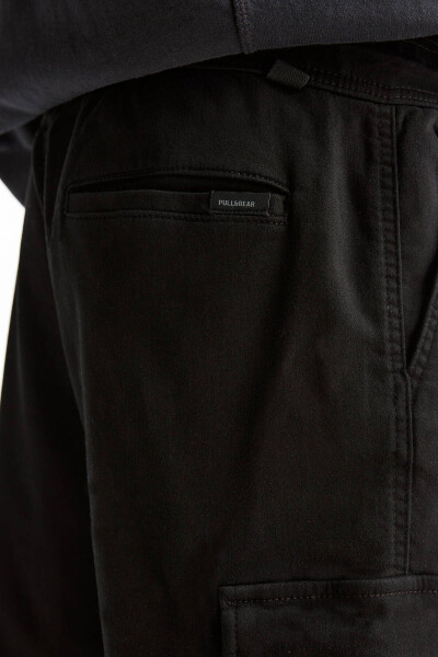 Multi-pocket cargo jogger pants - 3