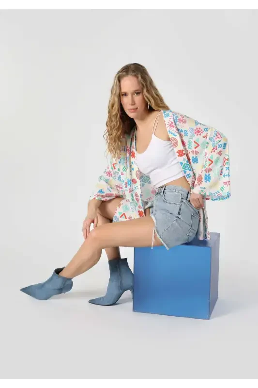 Multicolored women's shirt - COLIN’S