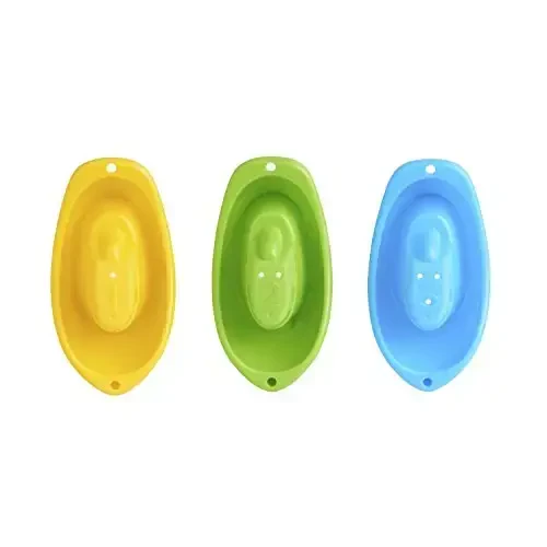 Munchkin® Bath Toy Scoop with 6pk Little Boat Train Bath Toy - 7