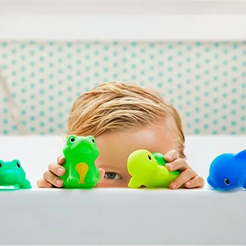 Munchkin Baby Bath Toy Squirts for Babies and Toddlers 9 Months and Up, Lake Animal Squirters, 8 Pack - MUNCHKIN (1)