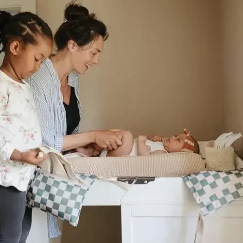 mushie Water Resistant Wet Bags | Large & Small Reusable Storage Bag for Baby Items and Travel | Zippered Pockets with Handle | Machine Washable, Set of 2 (Olive Check) - 6