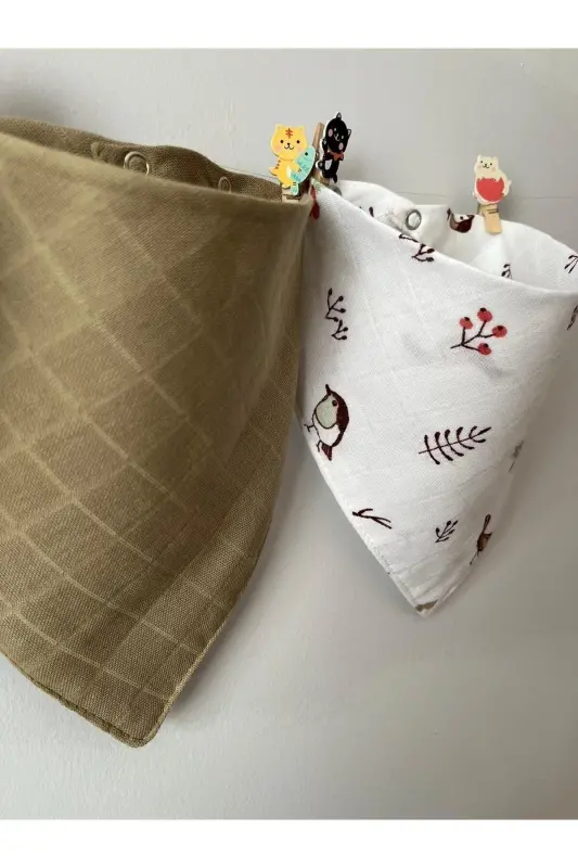 Muslin Fabric Two Snaps Baby Bib & Scarf (4 PCS) - 4
