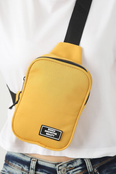 Mustard U19 Single Zipper Compartment Adjustable Strap Unisex Cross Body & Shoulder Bag U:21 W:15 H:4 - 22