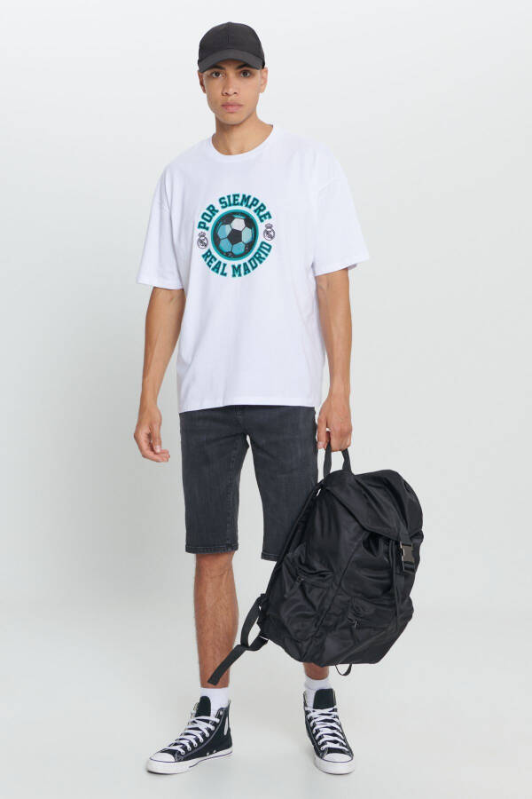 Мужская белая лицензионная футболка Real Madrid oversize свободного кроя из 100% хлопка с круглым вырезом - 11