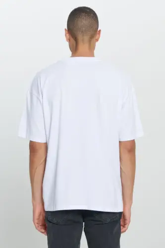 Мужская белая лицензионная футболка Real Madrid oversize свободного кроя из 100% хлопка с круглым вырезом - 6