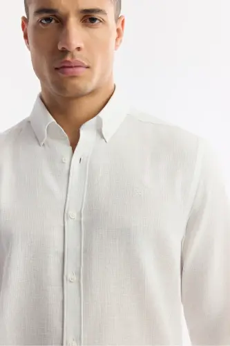 Мужская белая рубашка на пуговицах, воротник, хлопковая текстура, стандартный крой - 2