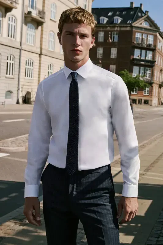 Мужская белая рубашка с легкой глажкой, Slim Fit, зауженный крой, классический воротник, хлопковая - 2