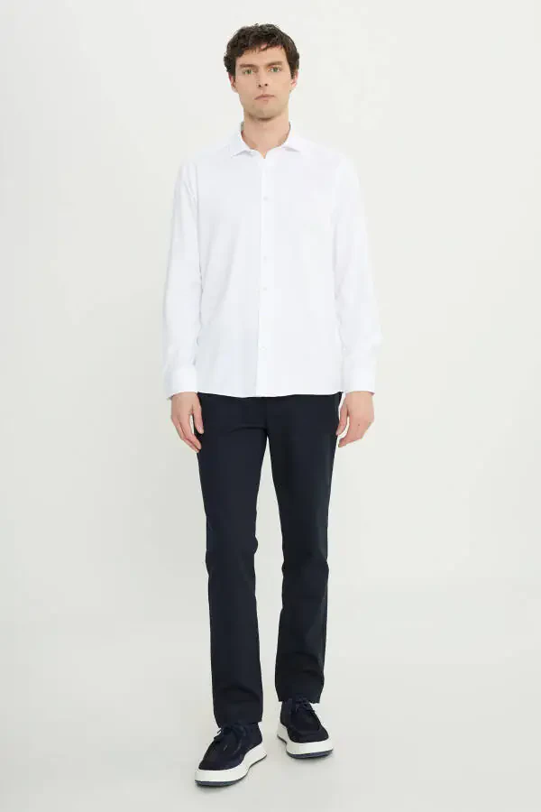 Мужская белая рубашка Slim Fit узкого кроя с итальянским воротником и защитной вставкой - 2