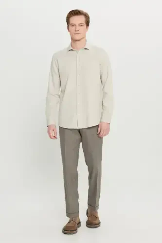 Мужская бежевая немнущаяся приталенная рубашка Slim Fit с итальянским воротником и текстурой - Бежевый - AC&CO / ALTINYILDIZ CLASSICS (1)