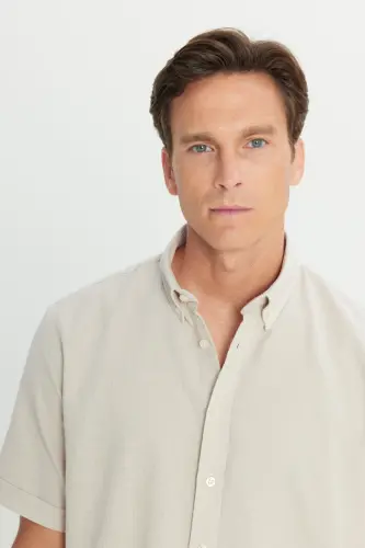 Мужская бежевая рубашка с воротником на пуговицах из 100% хлопка с армированным эффектом льна, удобного кроя Comfort Fit - Бежевая - 4