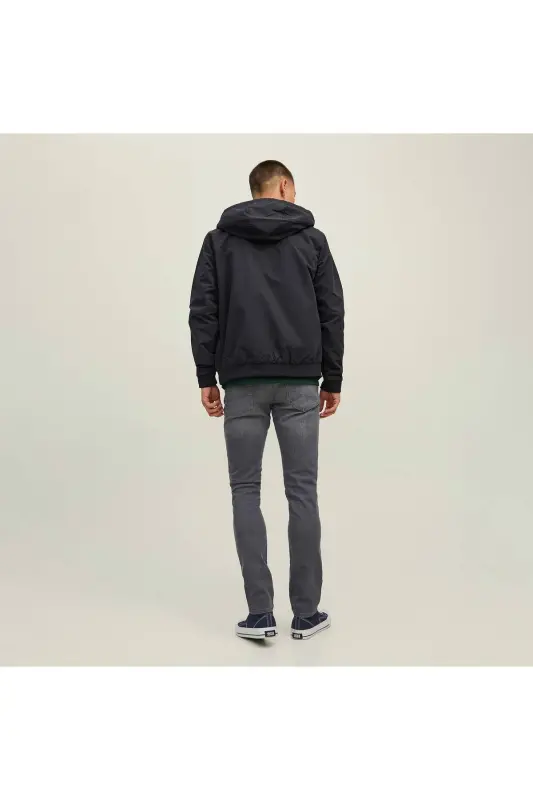Мужская черная бомбер-куртка Jack&Jones с капюшоном - 2