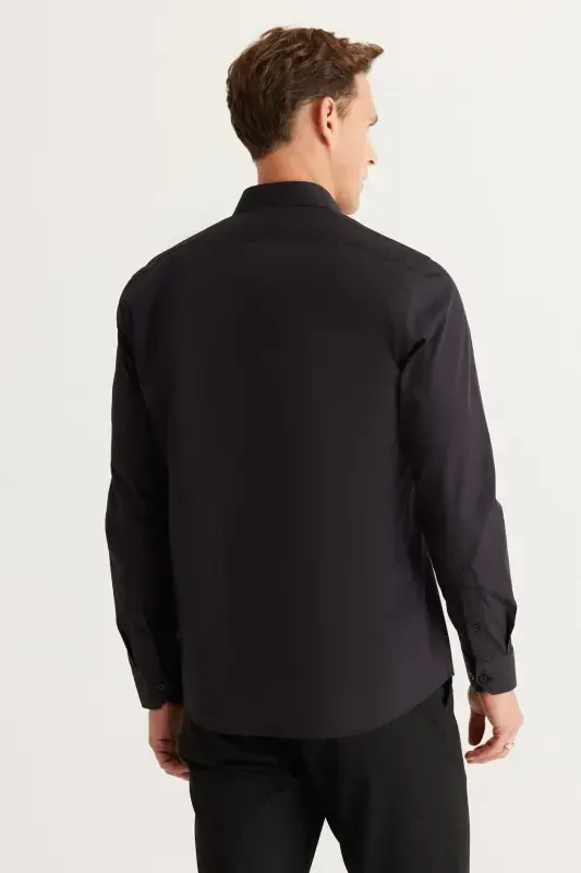 Мужская черная немнущаяся приталенная рубашка Slim Fit с классическим воротником из хлопка – Черная - 7