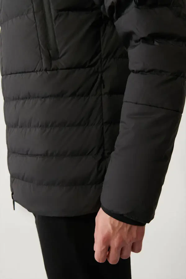 Мужская черная пуховая куртка водоотталкивающая ветрозащитная с термометром и капюшоном Comfort Fit A32y6017 - 6