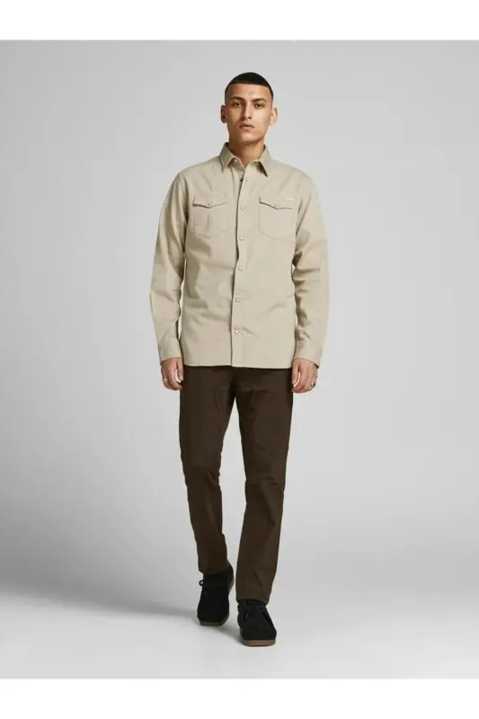 Мужская джинсовая рубашка Jack&Jones бежевого цвета (с длинным рукавом) - 4