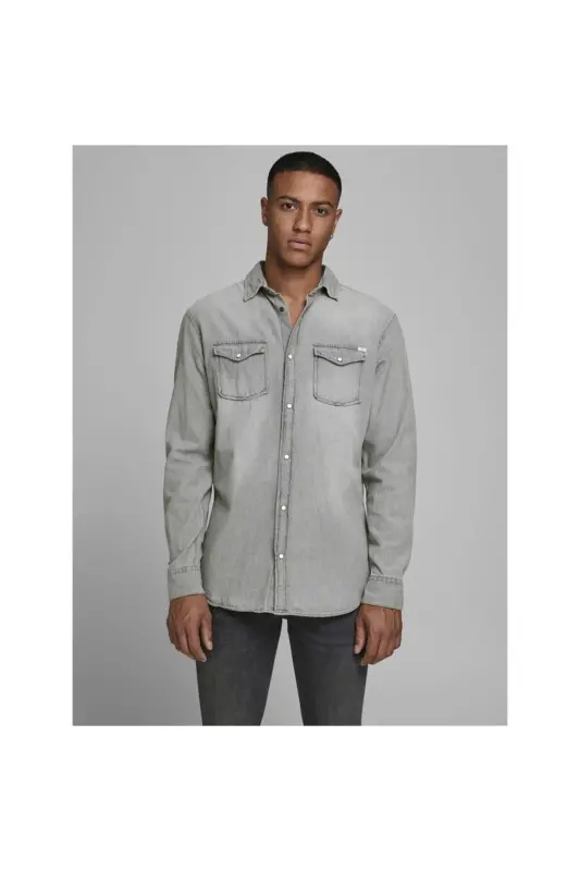 Мужская джинсовая рубашка Jack&Jones светло-серого цвета с длинным рукавом (12138115) - 2