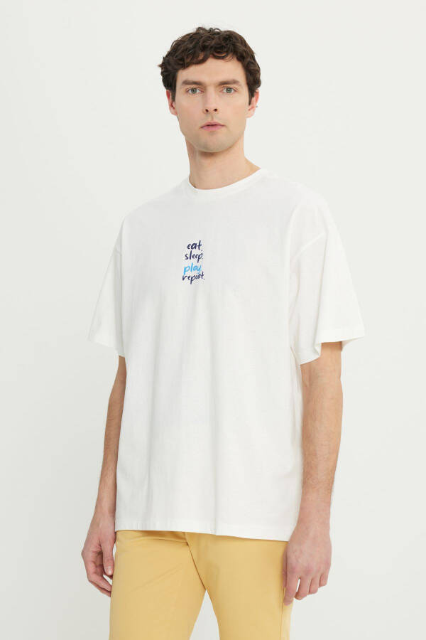 Мужская Экрю 100% Хлопок Oversize Fit Свободный Крой Круглый Вырез Футболка с Принтом - 1